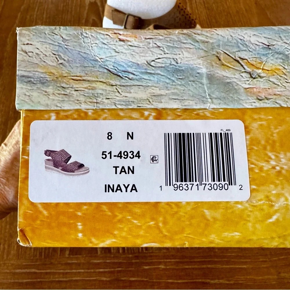 NWT NARROW tan Bella Vita Inaya wedge sandals 8N - Picture 12 of 14